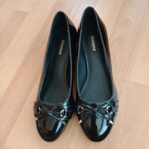 Grace Black Patent Heels with Bow Detail